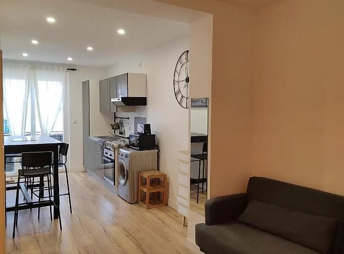 Apartment Duplex De Charme 2 - Tram & Parking Gratuit Saint-Jean-de-Védas