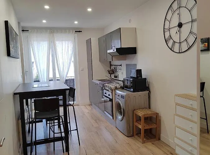 Duplex De Charme 2 - Tram & Parking Gratuit * Saint-Jean-de-Védas